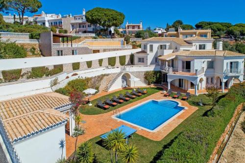 Carvoeiro Villa | Villa Tess by Villa Plus