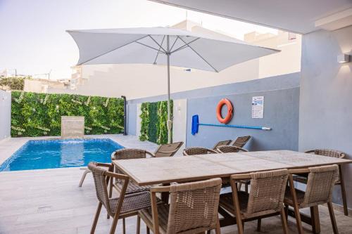 Birbuba Villa | Villa to rent in Gozo- Iż-Żerriegħa tal-Mustarda