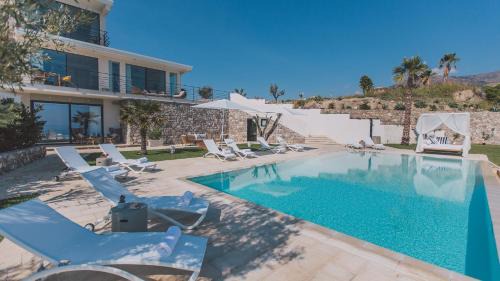 Giardini Naxos Villa | Villa Triscele 10, Emma Villas