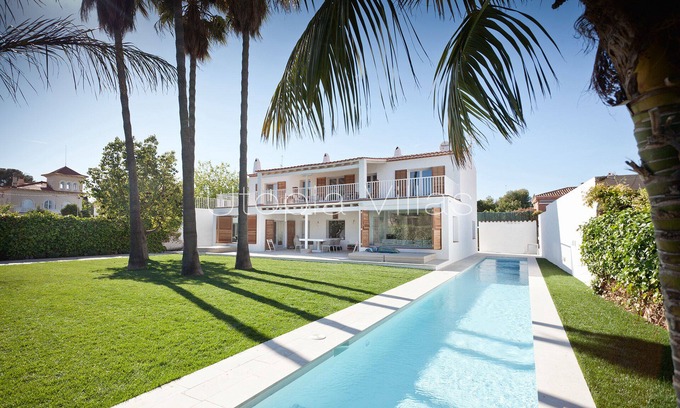 Passeig Maritim Villa | Villa Tulum by Utopia Villas