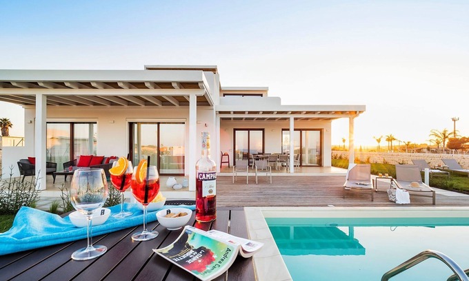 Reitani Villa | Villa Ulivo for 8 People in Sicily, Pool, Sea View, Garden, Wifi and A/C