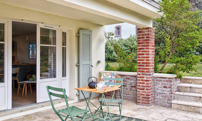 Le Home House | Villa VertMer: Peaceful getaway between serenity and beach