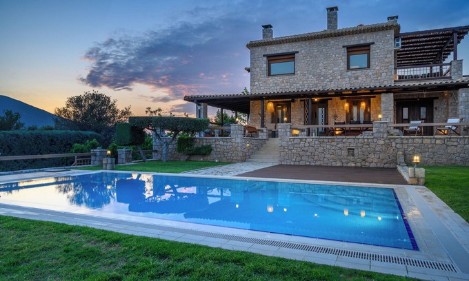 Pylos-Nestoras Villa | Villa Vicanti: Private Paradise