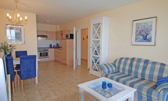 Lauterbach Apartment | Villa Vilmblick - Wohnung 05 mit Terrasse und Boddenblick