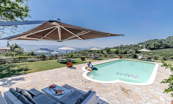 Montecatini Val di Cecina Villa | Villa Vineyard by BelcantoVillas