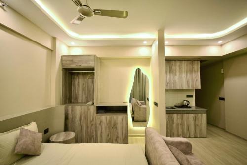 Gomti Nagar Apartment | Villa Vistosa Deluxe