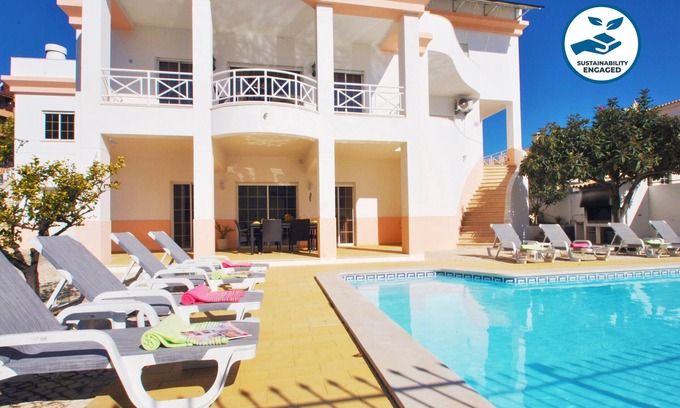 Montechoro Villa | Villa w/BBQ & heatable pool, Albufeira