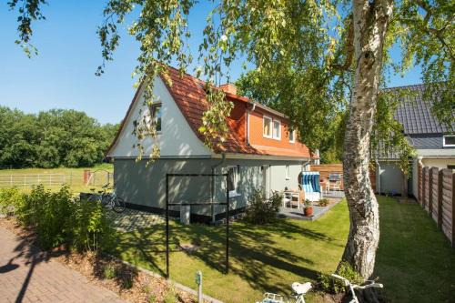 Ostseebad Prerow Villa | Villa Wiesenau by Restaurant WIESENAU