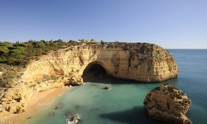 Vale de Covo Villa | Villa with Charm next to the beach,300 meters.Private pool, Free AirC. & WIFI