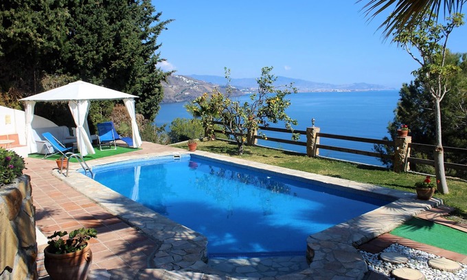 Velilla-Taramay Villa | Villa With Pool and Stunning Sea Views