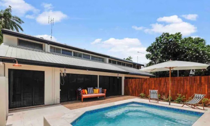 Larrakeyah Villa | Villa with Private Pool!