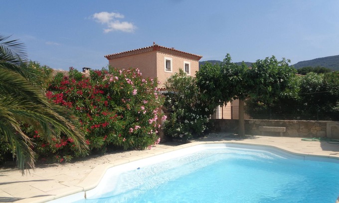Floure Villa | Villa with private pool 15 min from Carcassonne, 5 min from the Canal du Midi