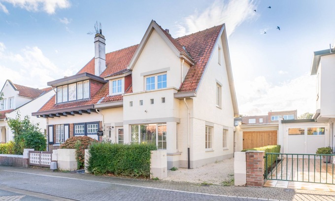 De Haan House | Villa with sauna near the centre