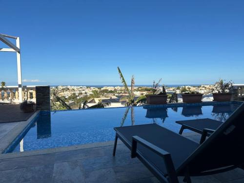 Santa Maria Estate Villa | Villa with Views Parking AC
