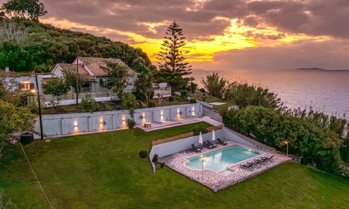 Termenades Villa | Villa Yialos by Villa Plus