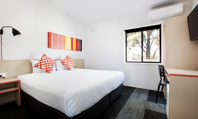 Villawood Hotel | Villawood Hotel