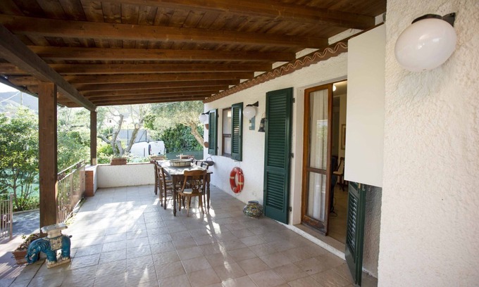 Marina di Campo Villa | Villetta Tiziana sleeps 4 with fenced garden near Marina di Campo