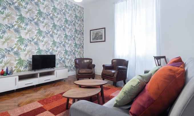 Magenta Apartment | Vincenzo Monti 29 C - One Bedroom Apartment, Sleeps 4