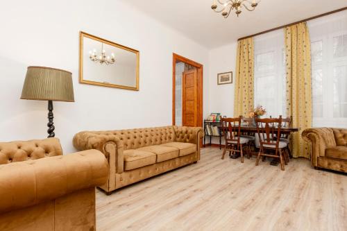 Nowa Praga Apartment | Vintage Apartments Warsaw Praga by Noclegi Renters