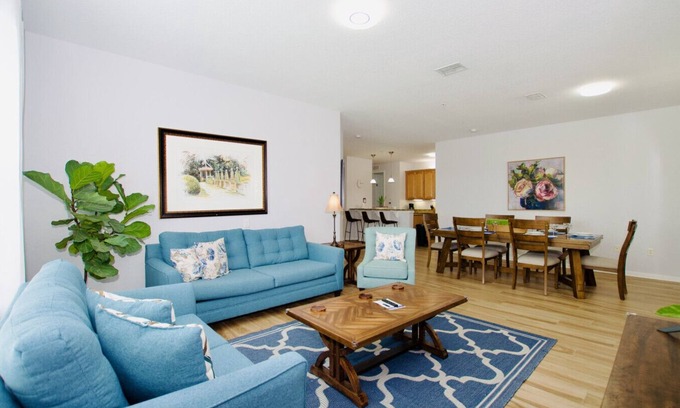 Florida Central Atlantic Coast Condo | Vista Cay at Epic Universe : Luxury 4 bedroom condo