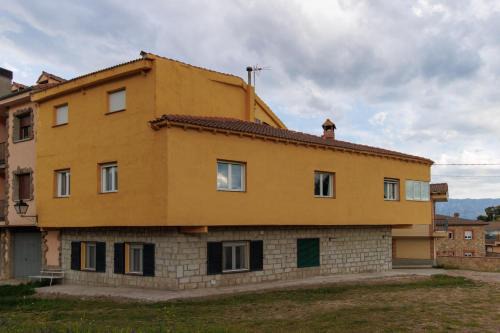 Navalmoral House | Vut jaci y cipri