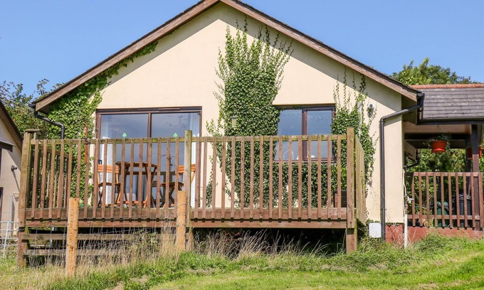 Holsworthy House | WAGTAIL, pet friendly, with a garden in Ashwater
