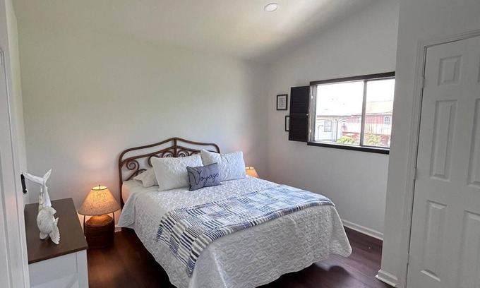 Freeport Cabin | Wahoo Cabin /2BR 1BR /Sleeps 6