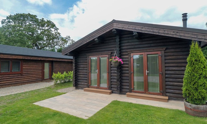 Carlton-in-Cleveland Cottage | WAINSTONES LODGE 2, country holiday cottage in Stokesley