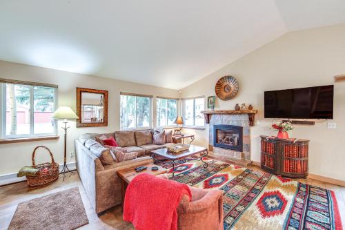 Frisco House | Walk to Main St and Ski Shuttle Frisco Home with Yard