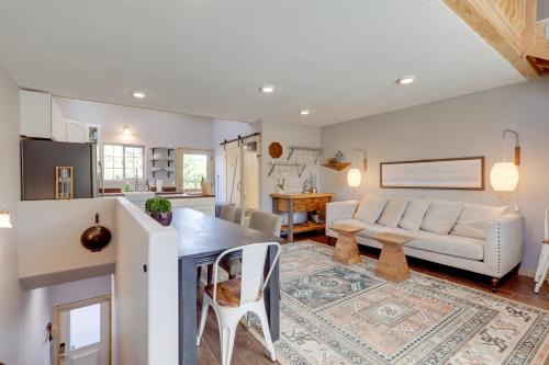 Southside Apartment | Walk to NAU and Dtwn Flagstaff Studio with Balcony!