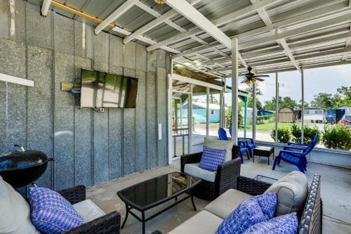 Steinhatchee House | Walk to Pier and River Dtwn Steinhatchee Escape!