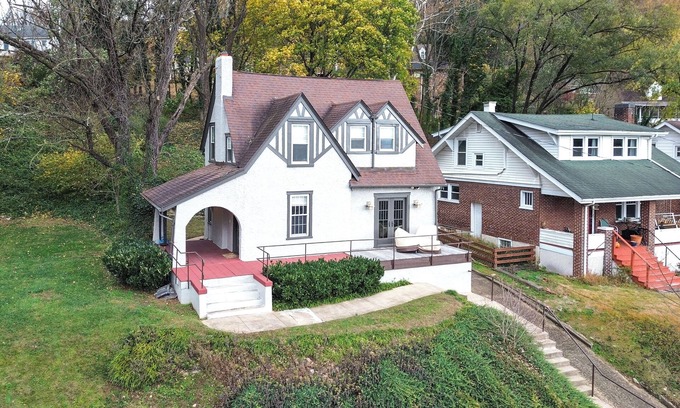 Roanoke House | Walk to Roanoke River Greenway: Mountain-View Home