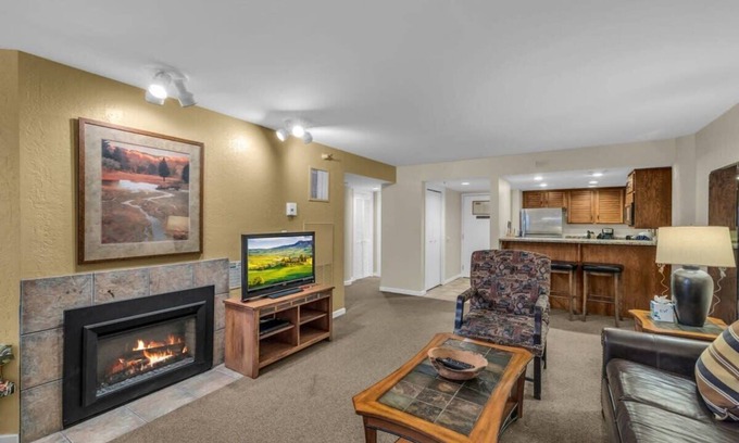 North Park City Condo | Walk to Ski Lifts or FREE Shuttle