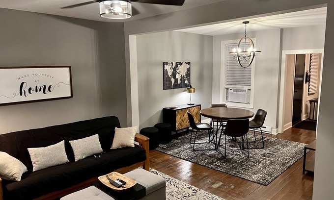 Downtown House | Walk to the canal and downtown! Cozy 1880 Fully Renovated townhome