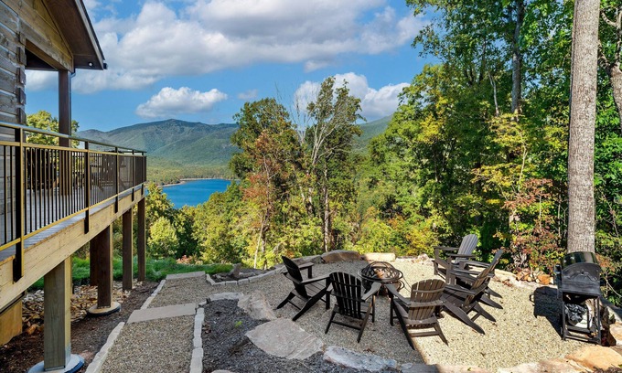 Black Mountain House | Wallace Mountain Lodge | Deck, Fire Pit & Year-round Mountain Views!