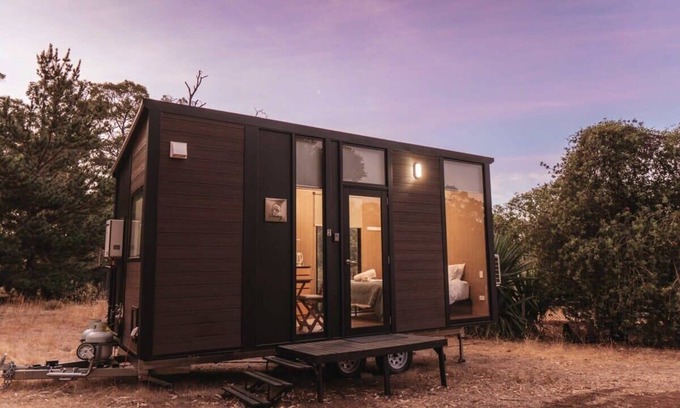 Greenbushes House | Wallys Retreat 2 Summ