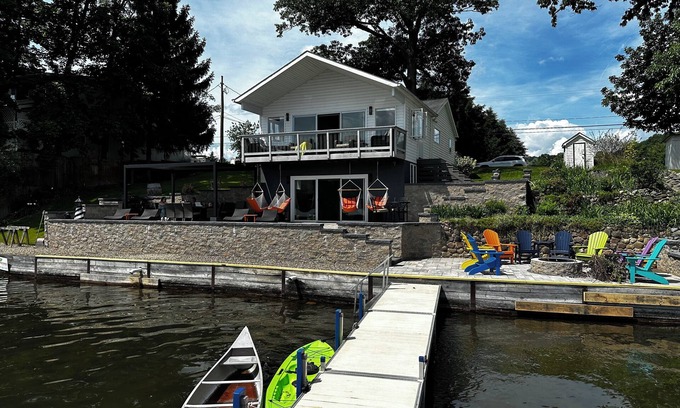 Hammondsport House | Waneta Lake House - Lakefront living at it's best !