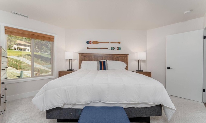 Wapato Point Condo | Wapato Point Condo with Resort Amenities! 2bed/2bath, 2nd floor w/washer, unit 640
