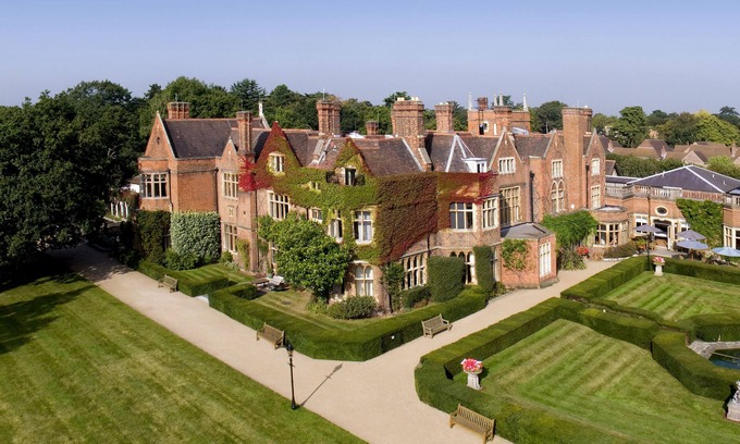Coombe Hill Hotel | Warren House