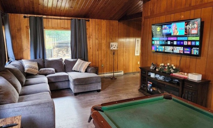 Douglas County Cabin | Water front Cabin Retreat n ✨️ A Vacation Wonderland ✨️n n