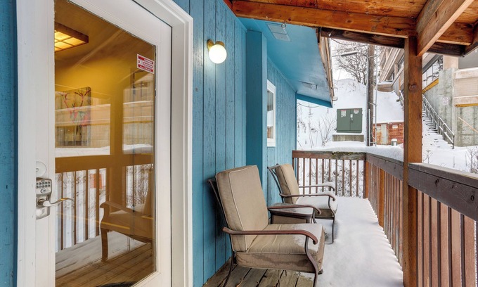 South Addition Apartment | Waterfront Apt, Walk to Town & Coastal Trail!