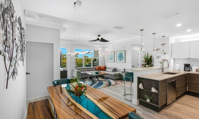 Merritt Island Condo | Waterfront Condo: Pool, Hot Tub & Water Views!
