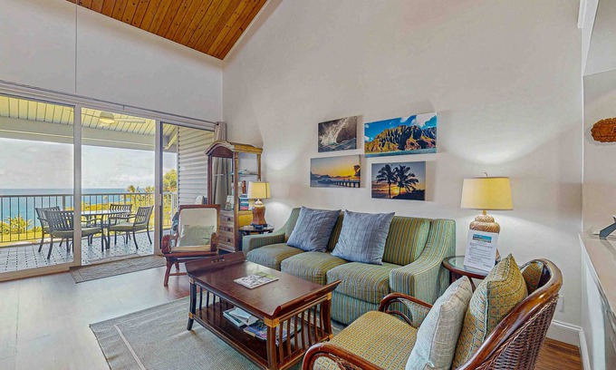 Princeville Condo | Waterfront condo with pool & hot tub, loft & lanai with ocean views
