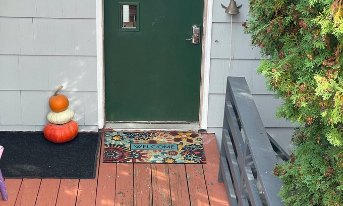 Canandaigua House | Waterfront Paradise with NEW Jacuzzi Spa!