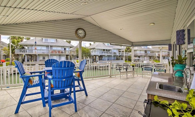 Port Isabel House | Waterfront Port Isabel Getaway Bring Your Pet!