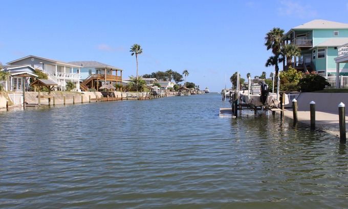 Palm Harbor House | Waterfront Rental with Private Pool