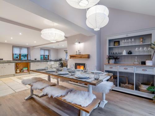Knaresborough House | Waterside House