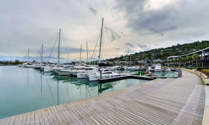 Safety Beach Apartment | Waterside Luxe - Marina , Terrace