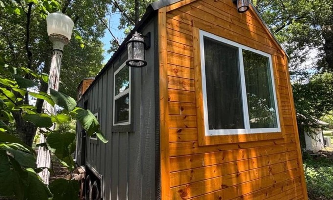 Azle House | Weatherford Tiny Home with AC and WiFi near Winery, Lake and antique shops!