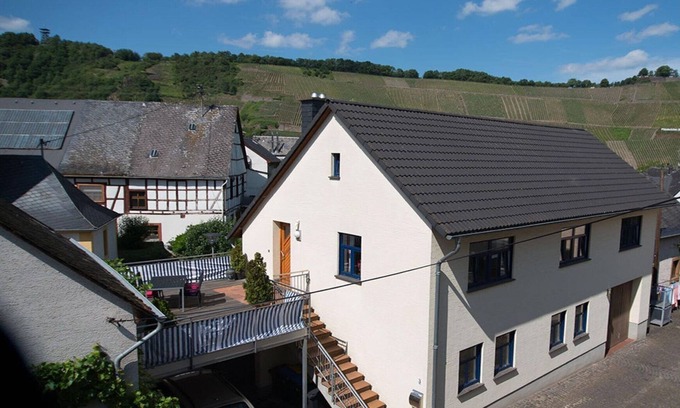 Punderich Apartment | Weingut Lütz - Apartment Marienburg